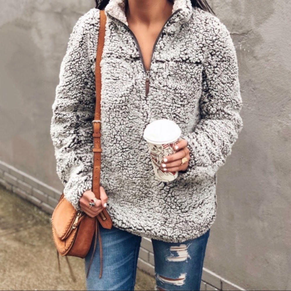 NEVER WORN Thread & Supply Charcoal Sherpa pullover Size S